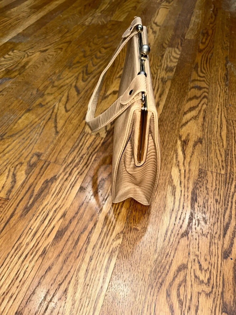Vintage Classic Beige Textured Frame Top Handle Bag Minimalist Fashion